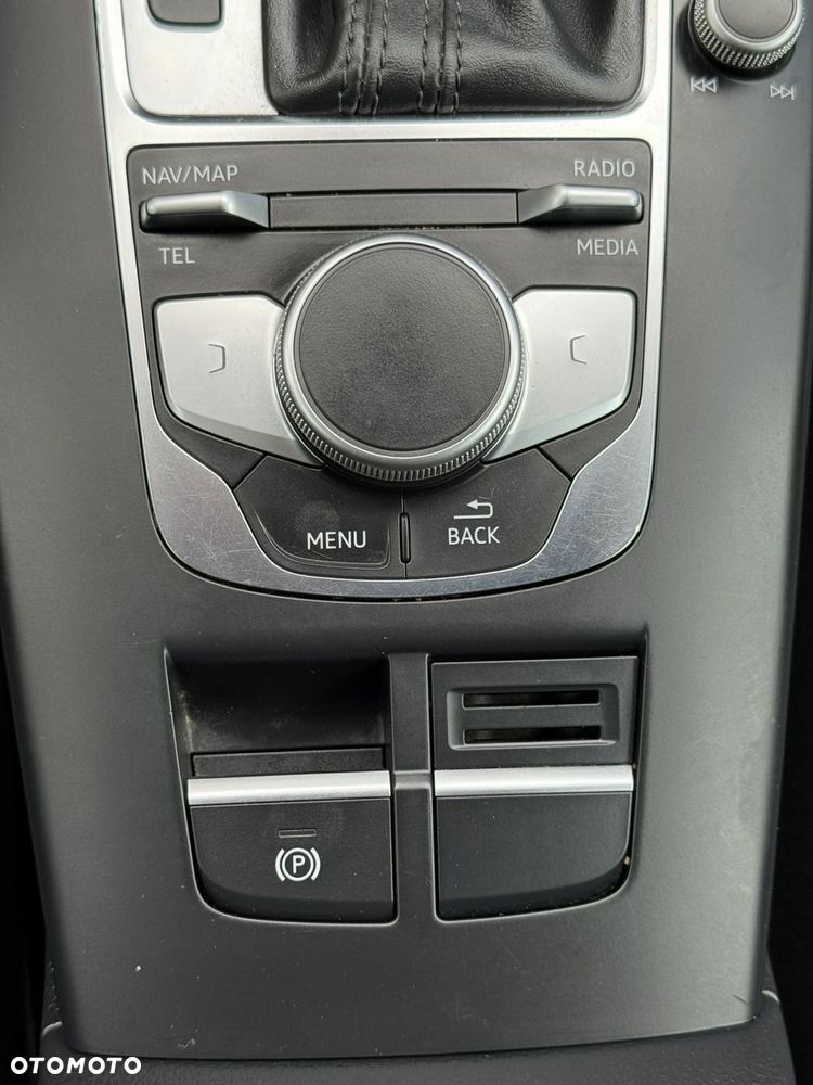 Audi A3 Sportback 35 TDI S tronic S line - 34