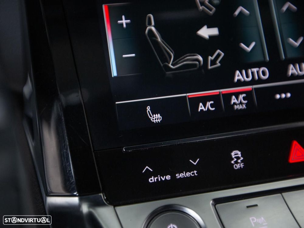 Audi e-tron Sportback 50 quattro S line - 33