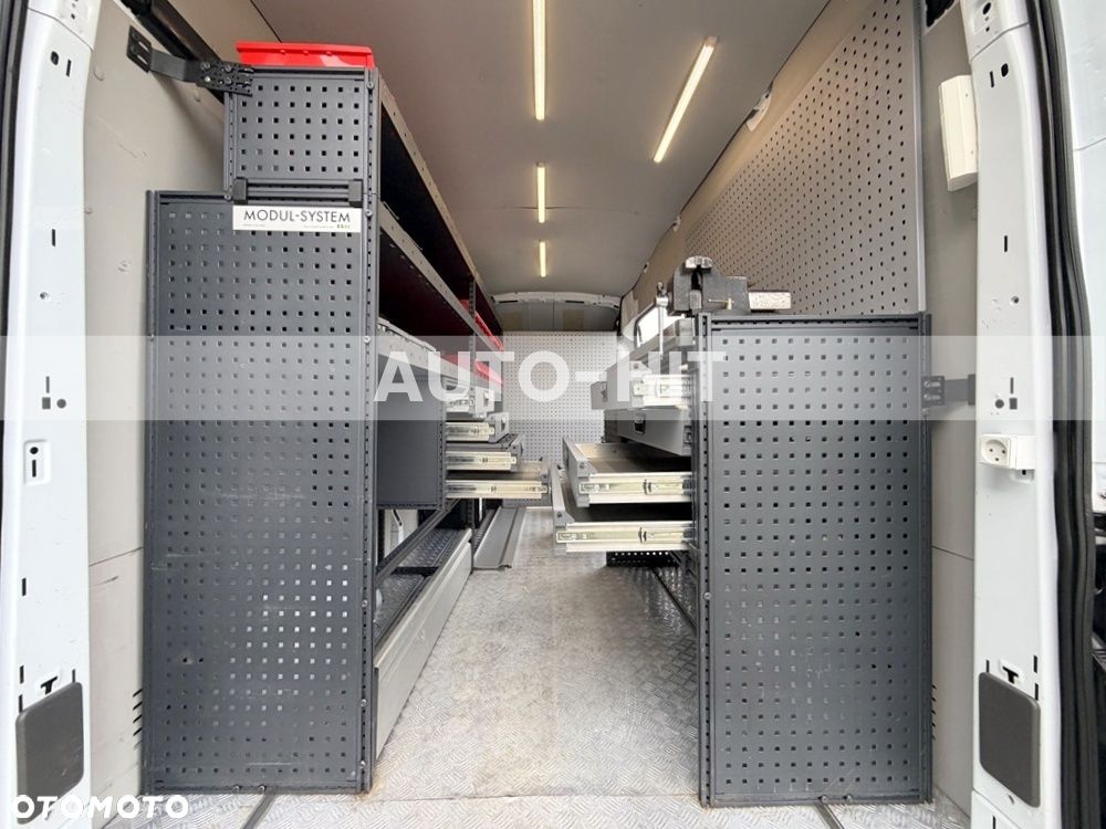 Ford Transit - 18