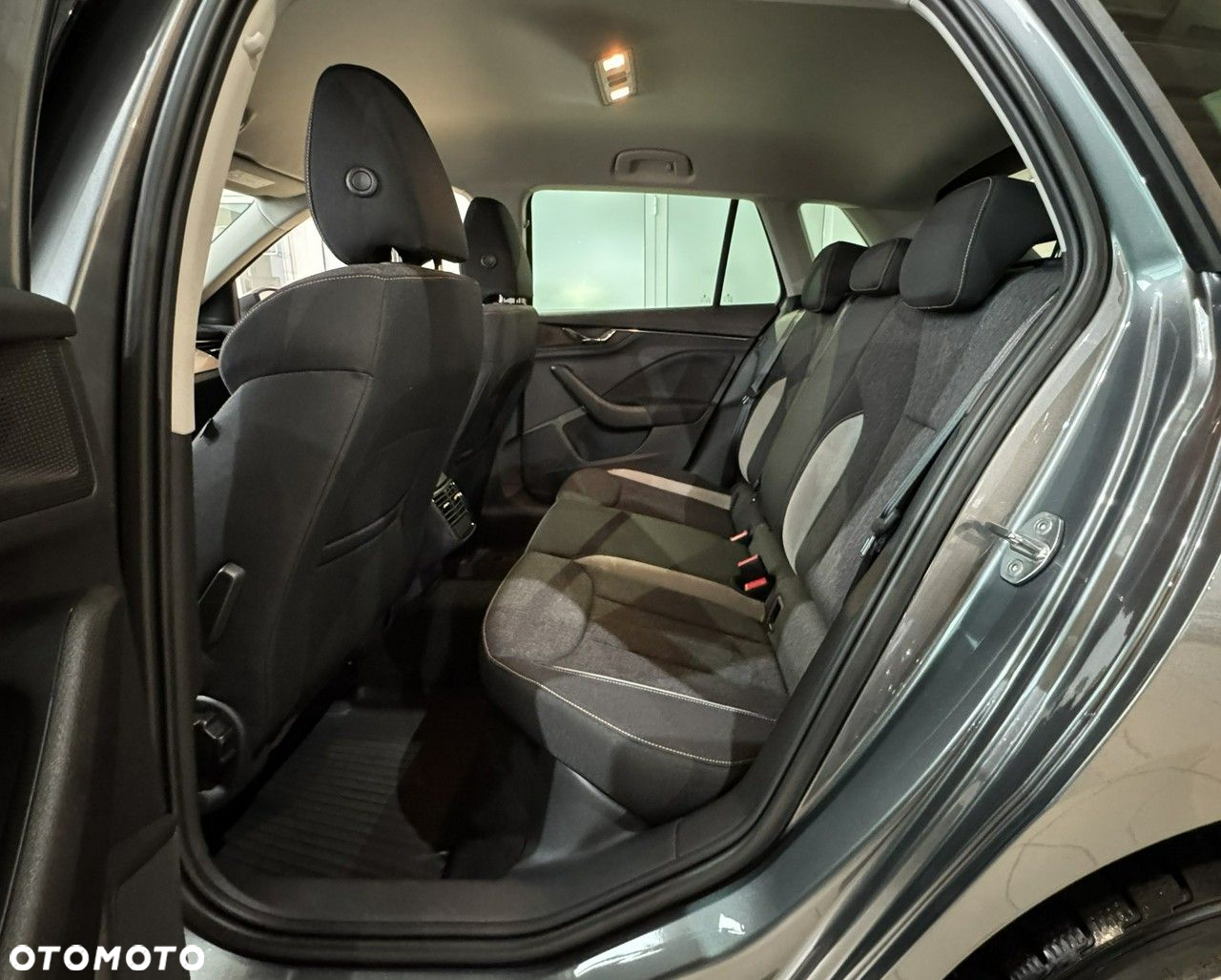 Skoda Kamiq 1.0 TSI Style DSG - 10