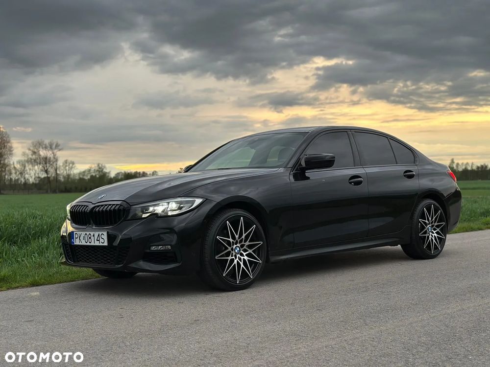 BMW Seria 3 330i xDrive - 1