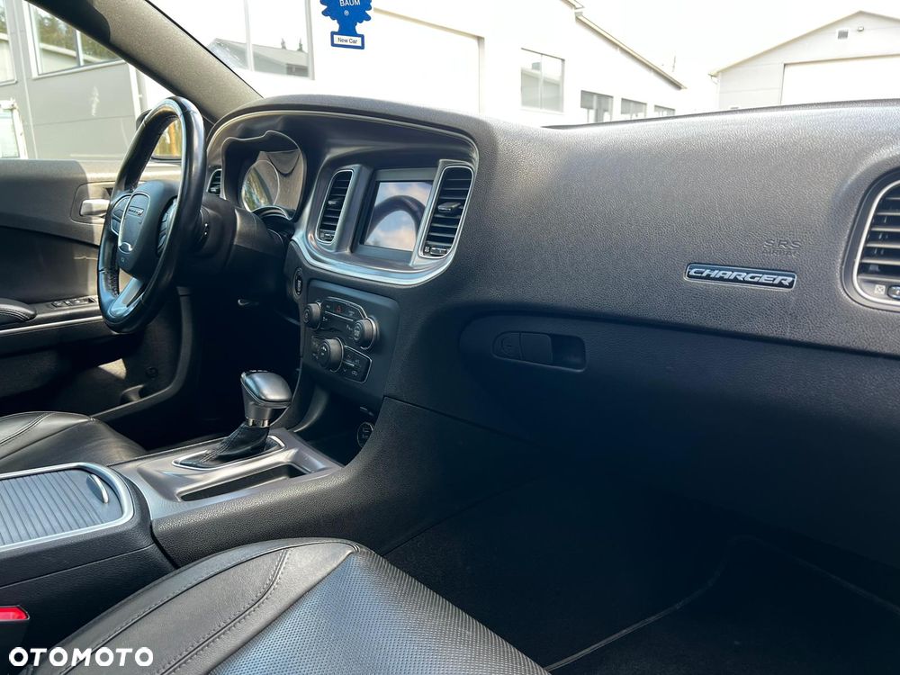 Dodge Charger 3.6 GT - 11