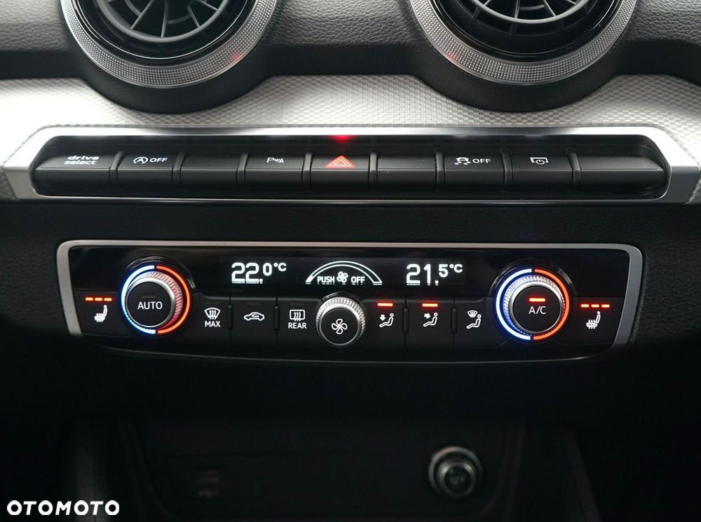 Audi Q2 - 22