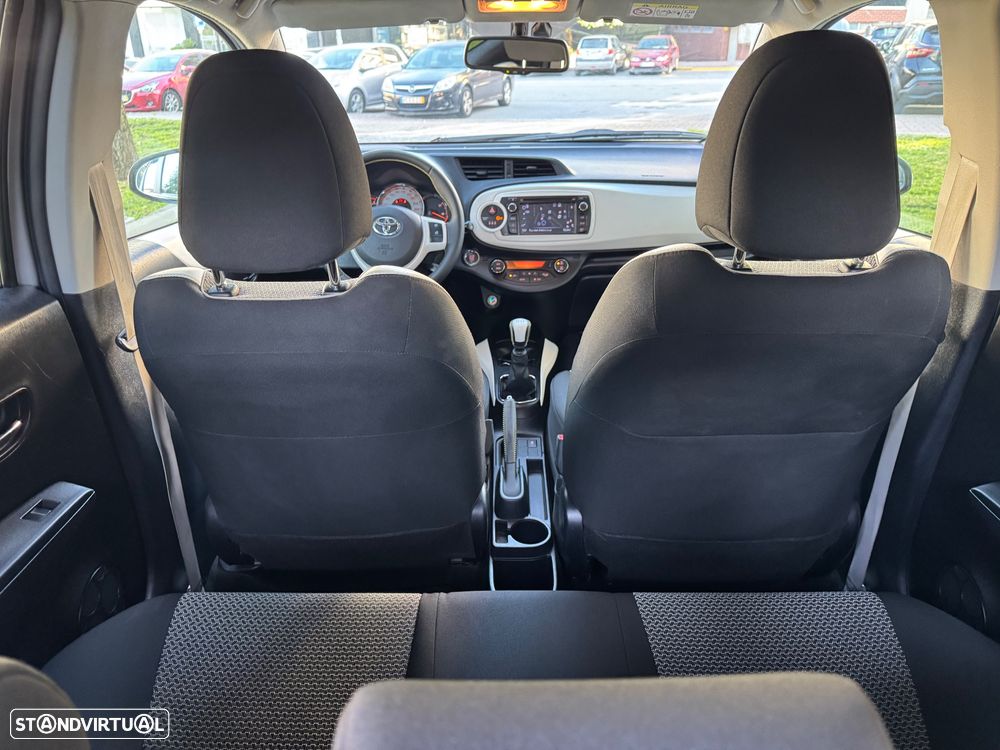 Toyota Yaris 1.4 D-4D Sport+P.Techno +Navi - 4