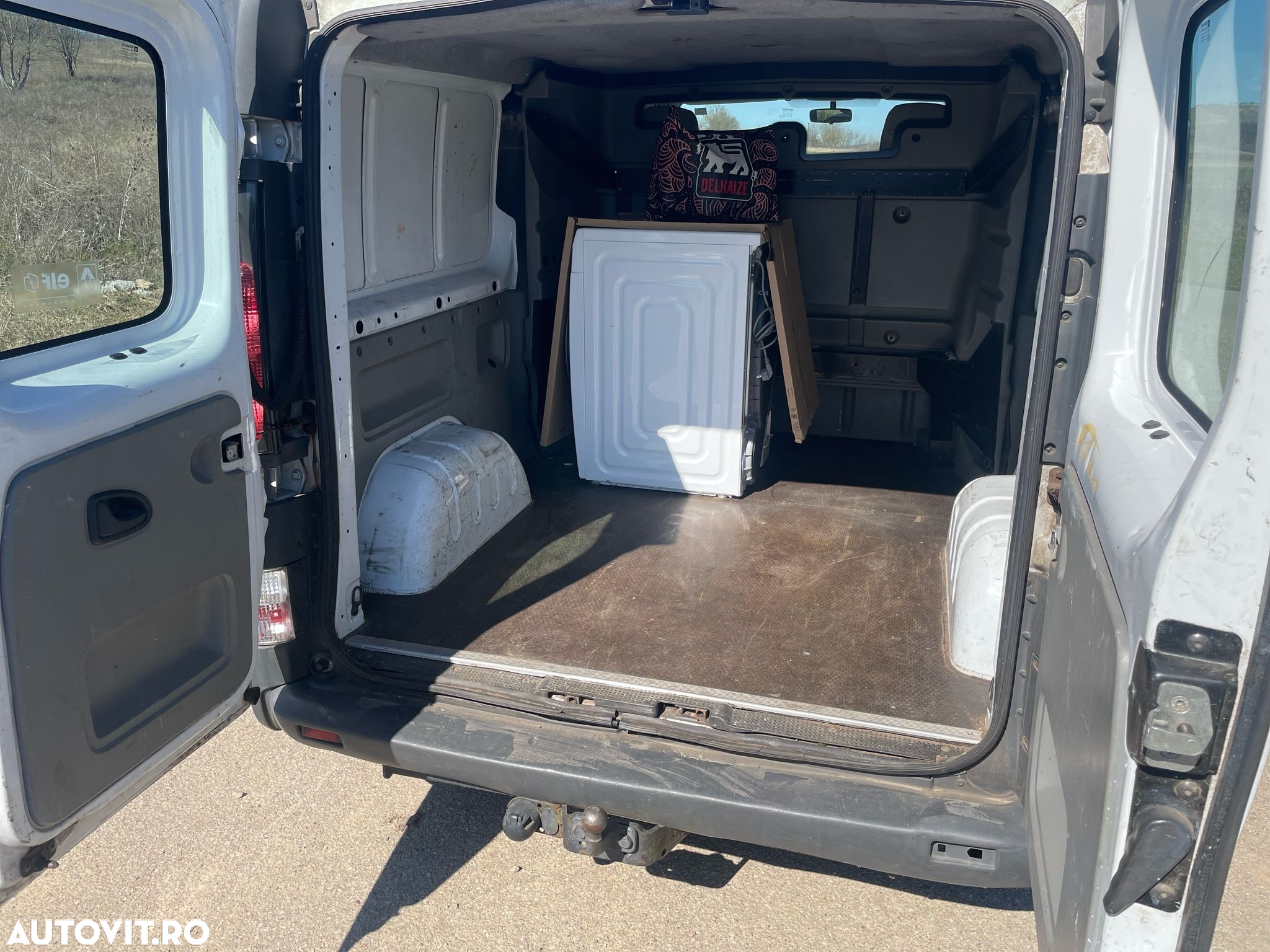 Renault Trafic 1.9 dCi L2H1 - 6