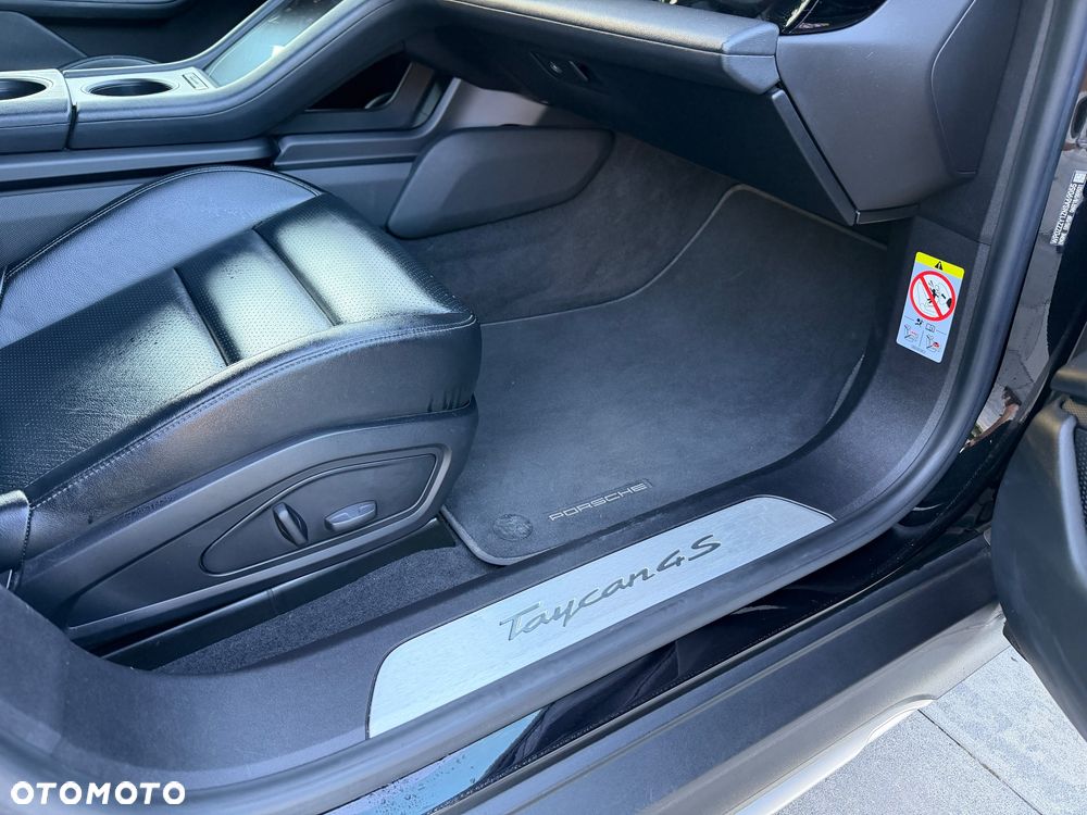 Porsche Taycan 4S Performance Plus - 9