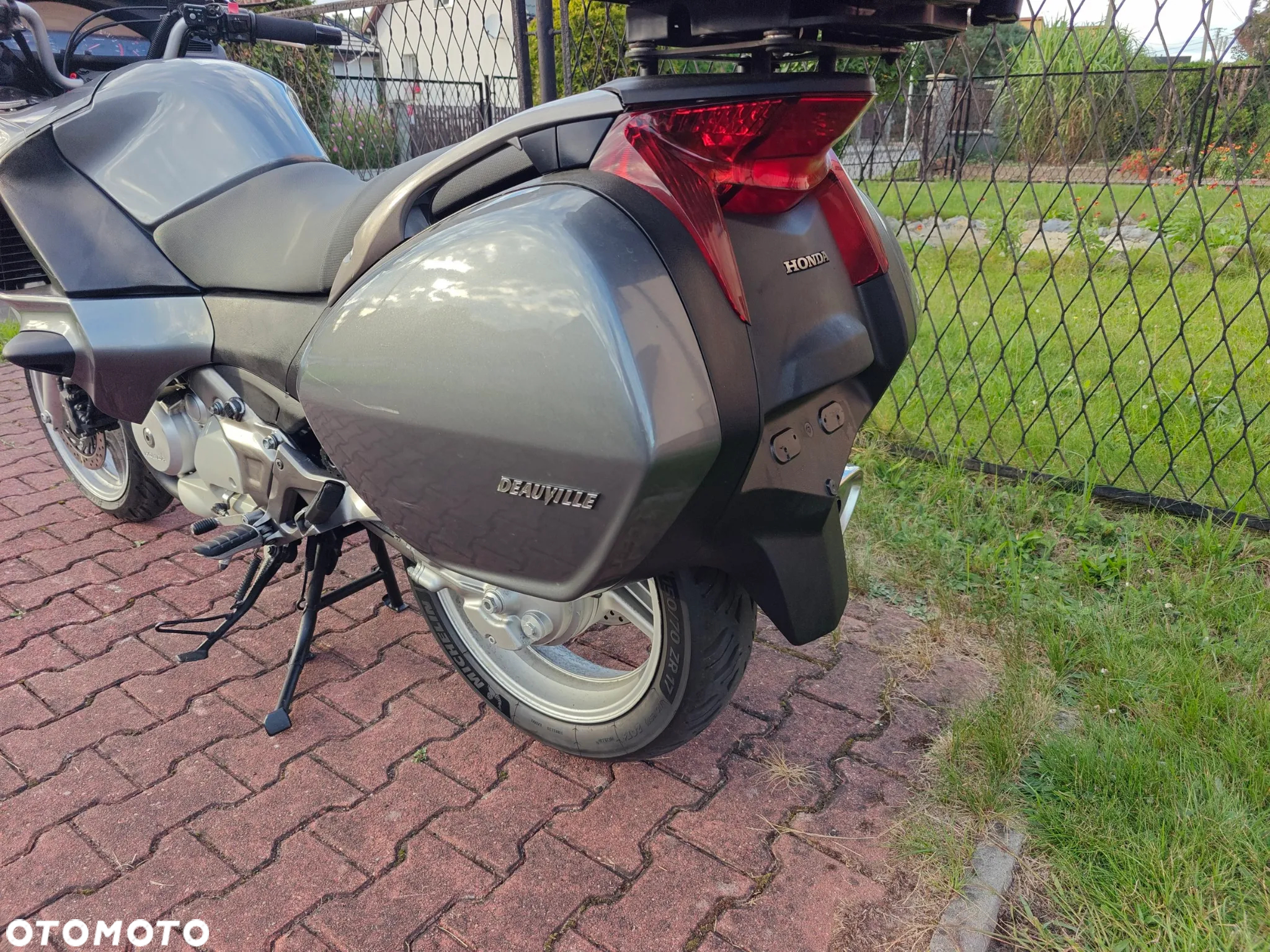 Honda Deauville - 19