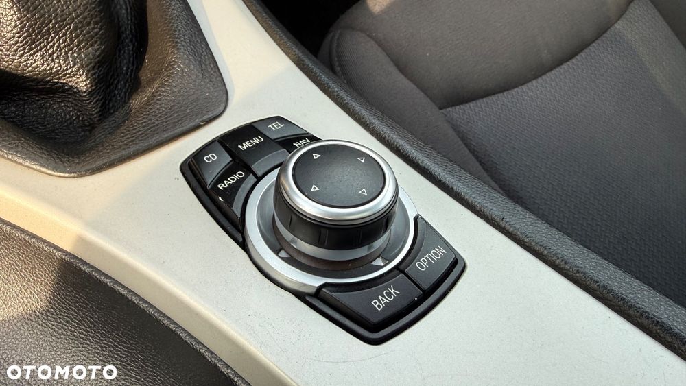 BMW Seria 3 320d DPF - 23