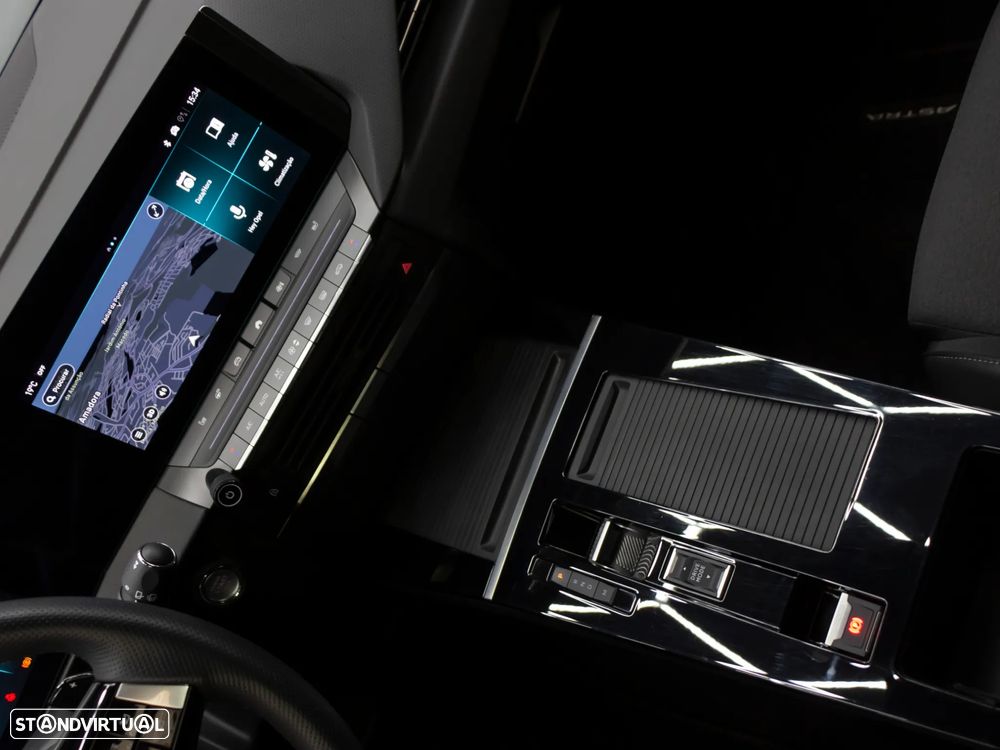 Opel Astra 1.2 T GS Aut. - 28