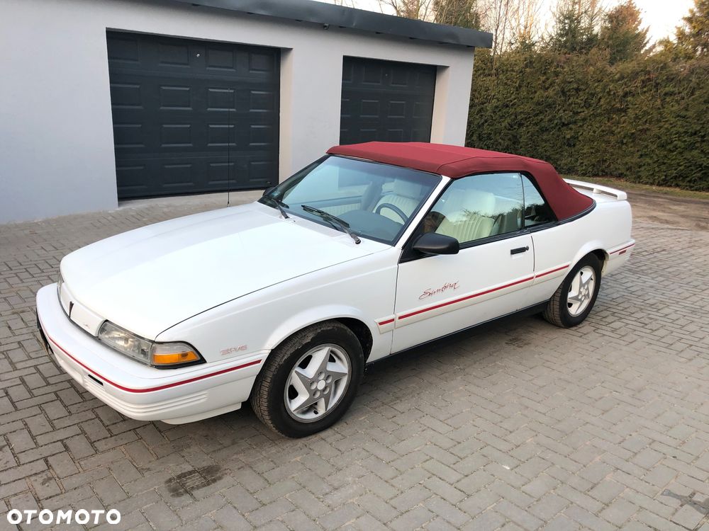 Pontiac Sunbird GT - 15