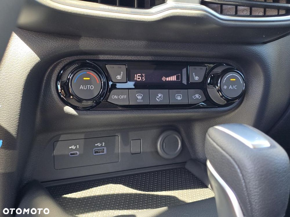 Nissan Juke 1.0 DIG-T Acenta DCT - 19