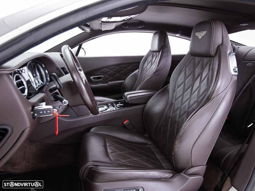 Bentley Continental GT V8 - 9