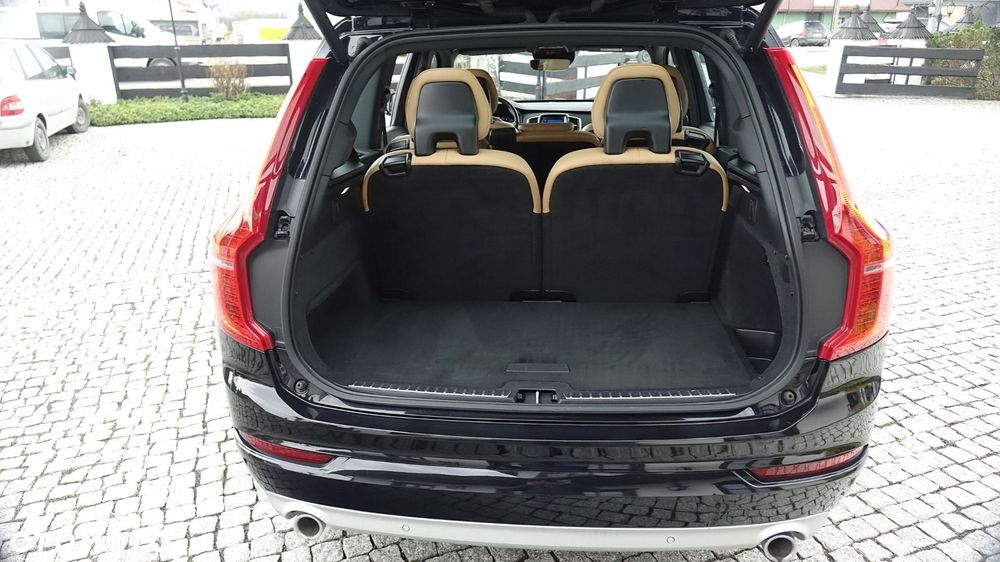 Volvo XC 90 - 28