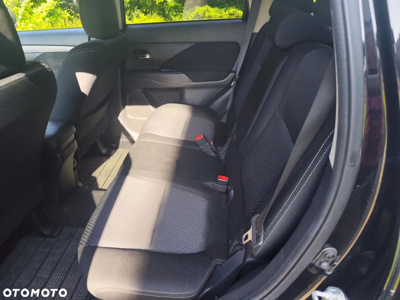 Mitsubishi Outlander 2.2 DID Intense + 4WD - 19