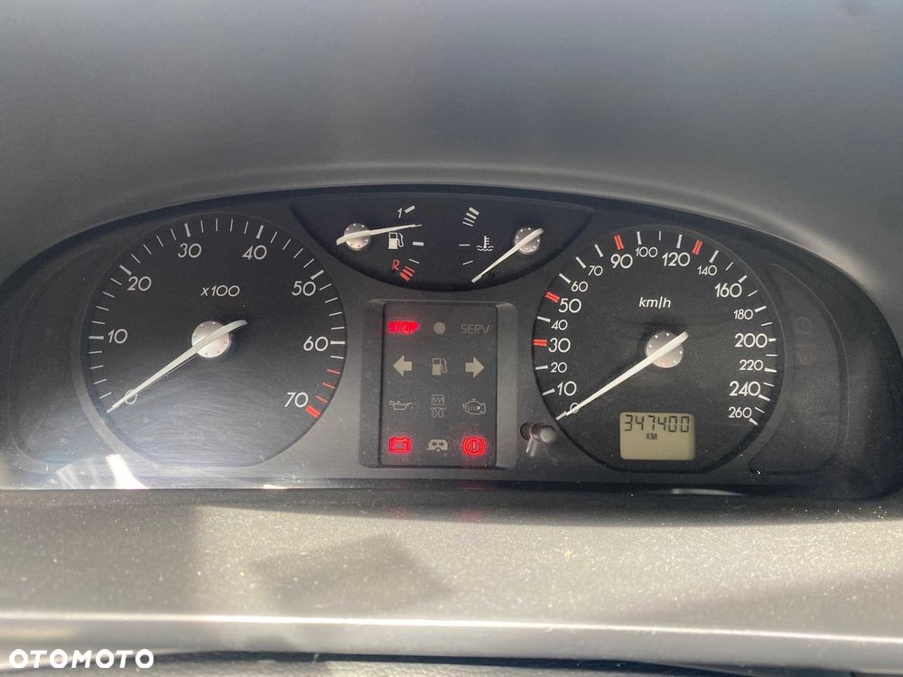 Renault Laguna - 8