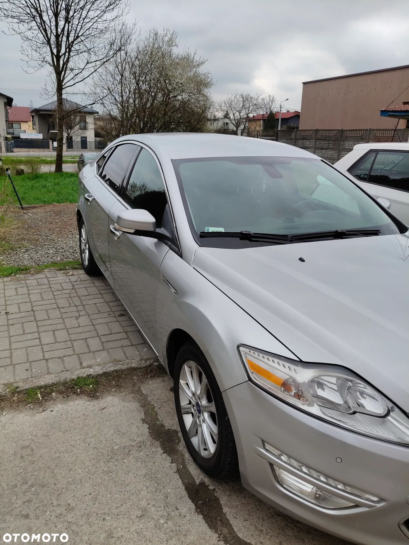 Ford Mondeo - 1