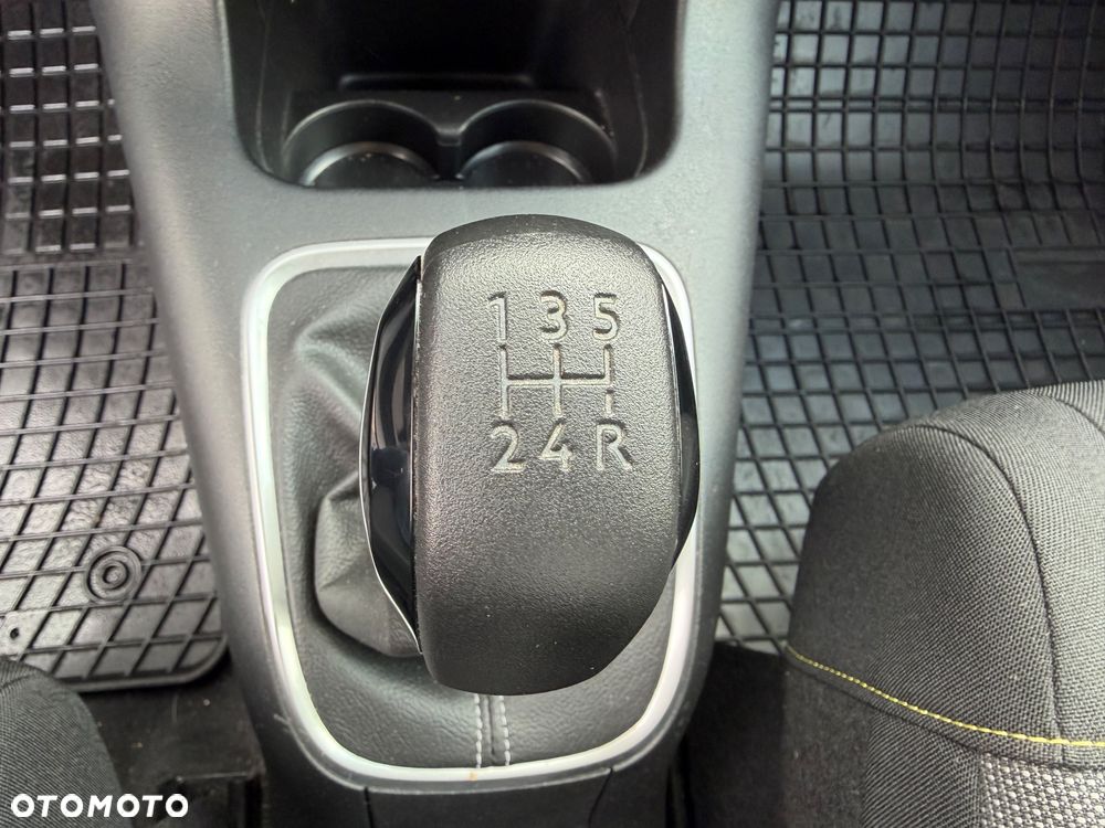 Citroën C3 1.2 PureTech Shine - 25