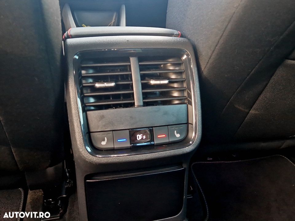 Skoda Octavia RS 2.0 TSI DSG - 25