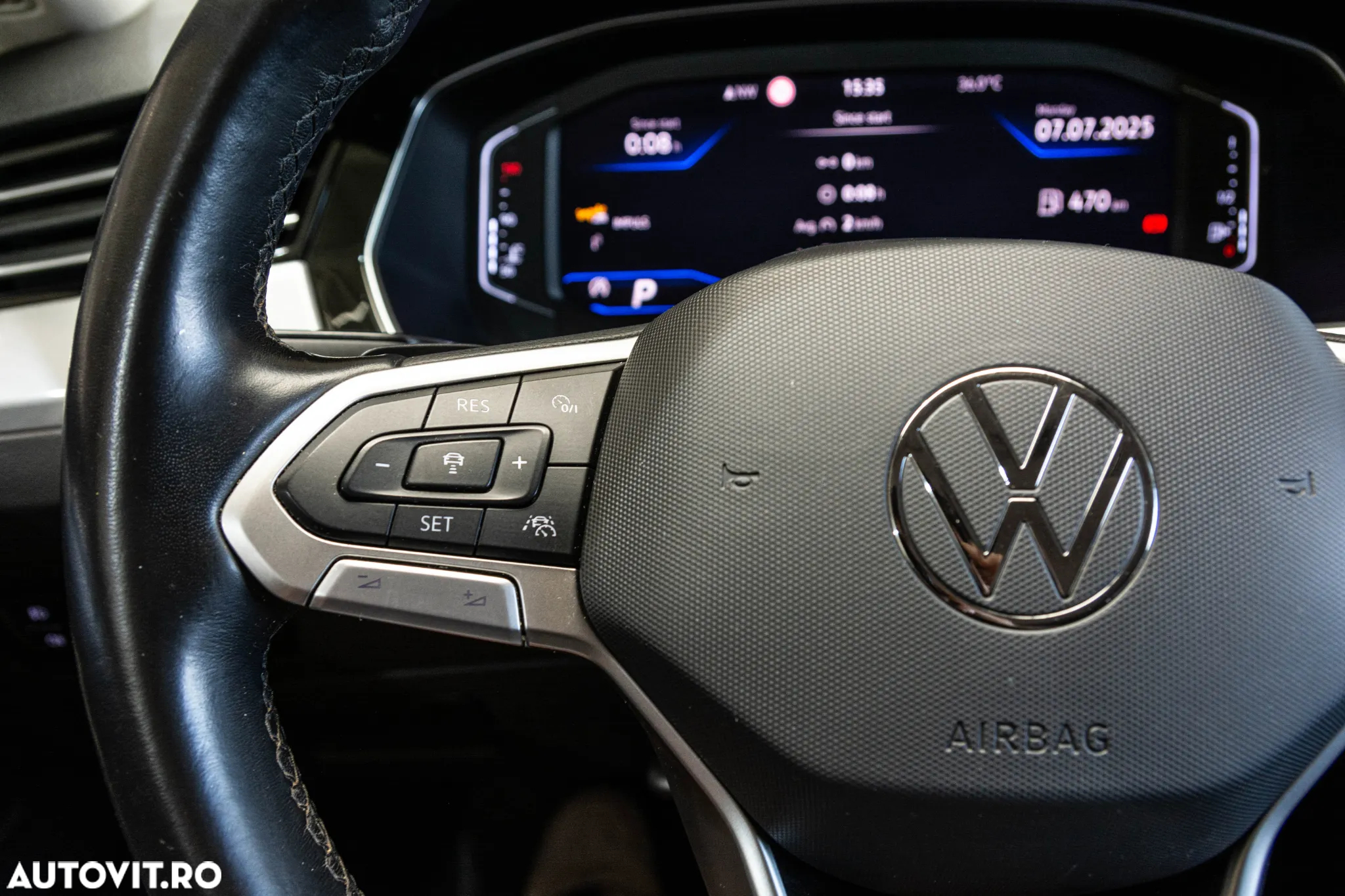 Volkswagen Passat Variant 2.0 TDI DSG Comfortline - 23