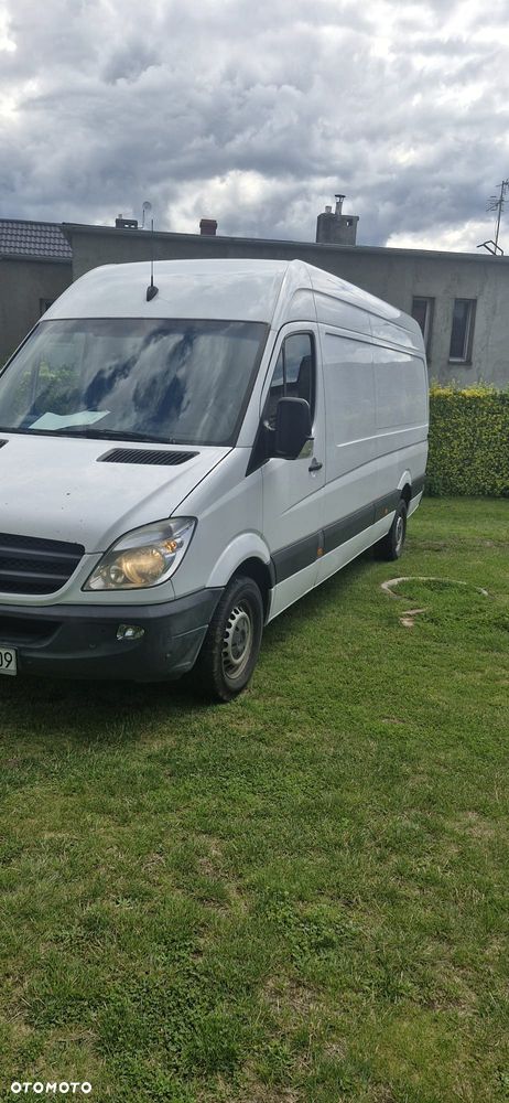 Mercedes-Benz Sprinter - 4