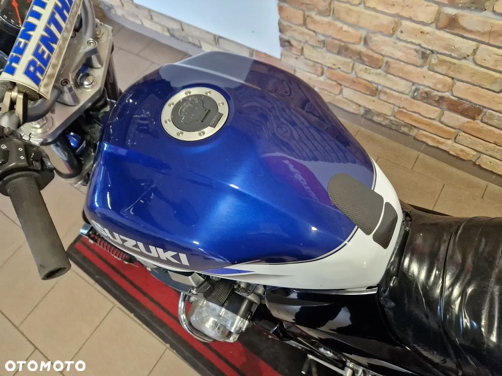 Suzuki GSX - 25