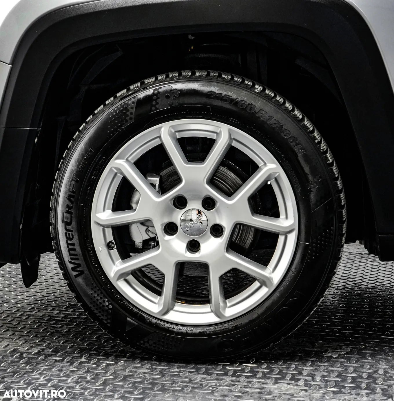 Jeep Renegade 1.0 Turbo 4x2 M6 Longitude - 23