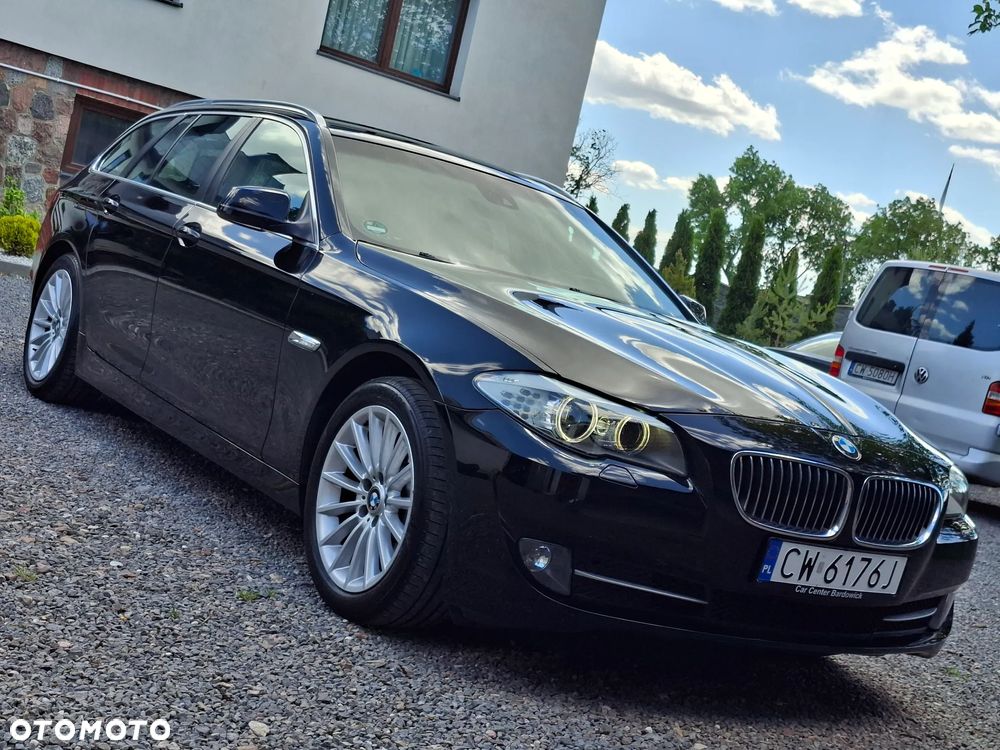 BMW Seria 5 528i - 9