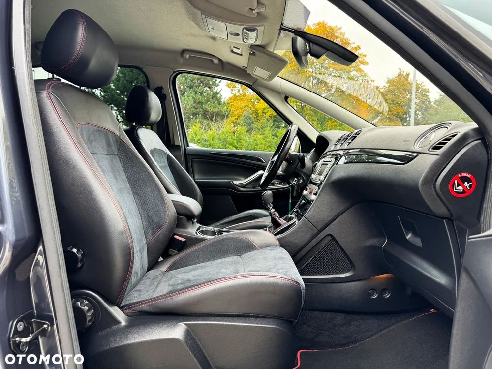 Ford S-Max - 35