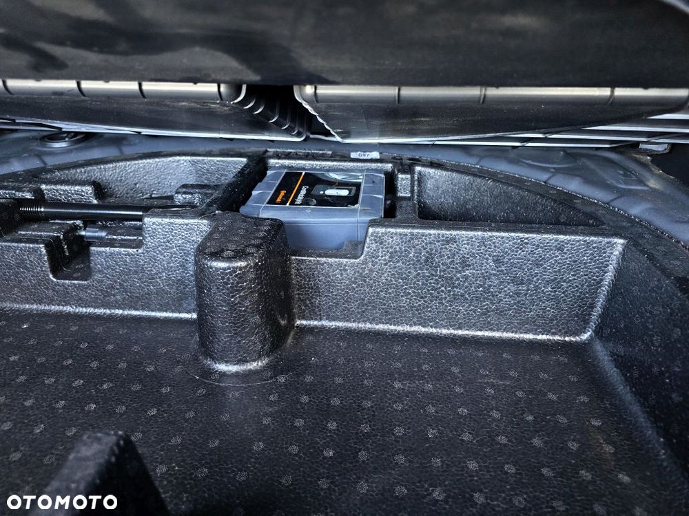 Kia Ceed 1.6 CRDi GT Line - 23