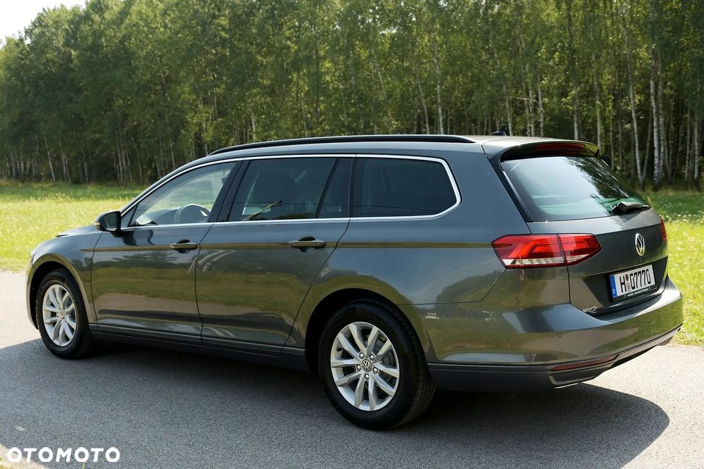 Volkswagen Passat - 8