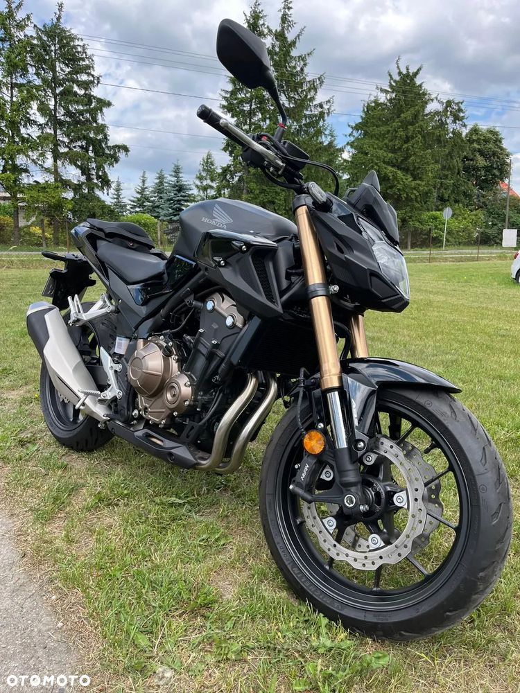Honda CB - 1