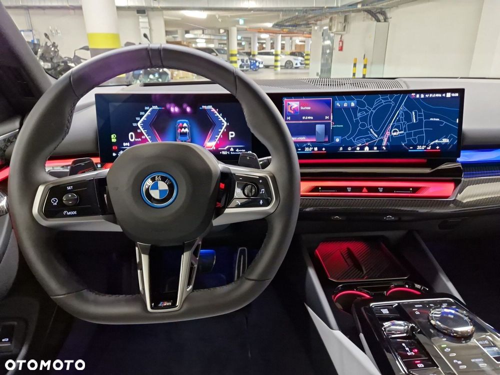 BMW Seria 5 530e xDrive PHEV M Sport - 15