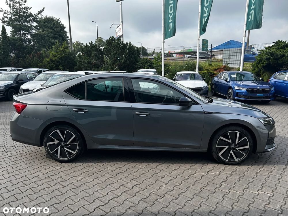 Skoda Octavia 1.5 TSI e-Tec Sportline DSG - 5