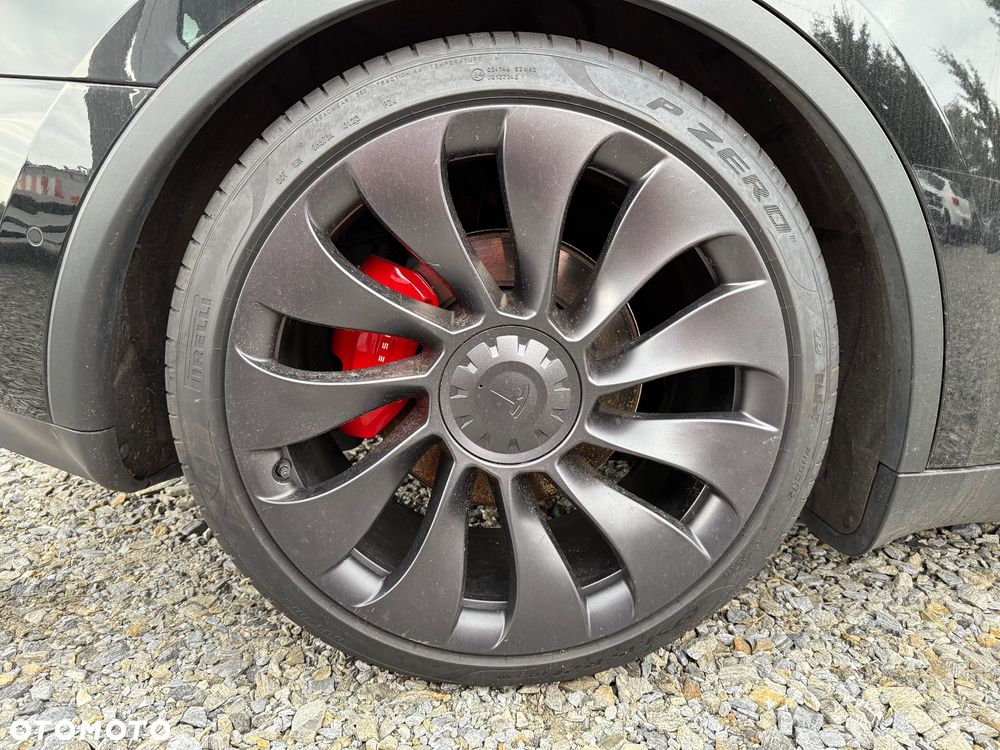 Tesla Y Model Performance Dual Motor AWD - 14