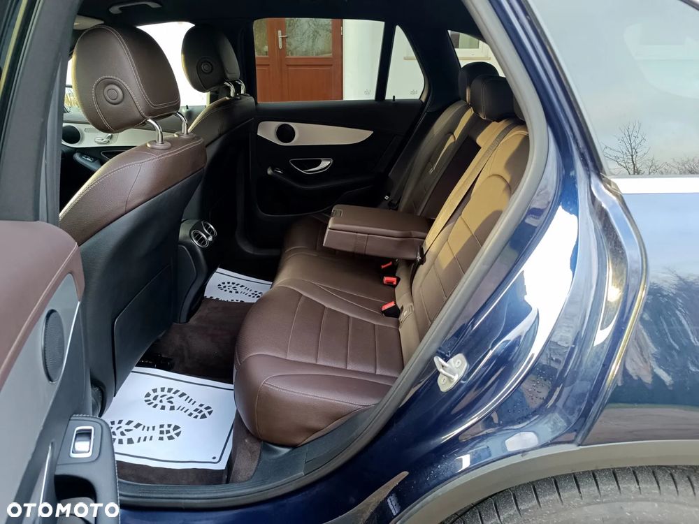 Mercedes-Benz GLC - 34