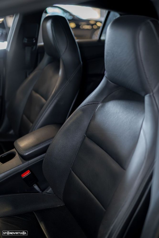 Mercedes-Benz CLA 200 d Shooting Brake Urban - 17