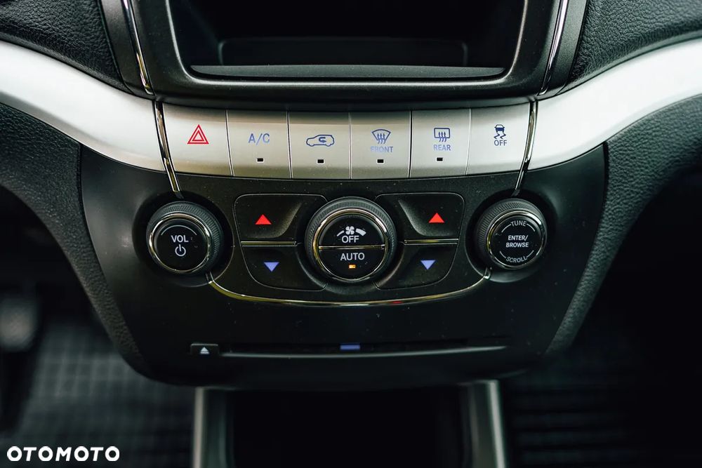 Fiat Freemont 2.0 Multijet Urban - 23