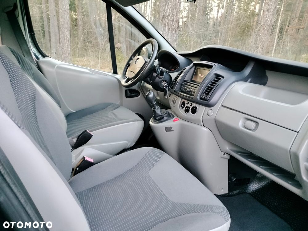 Opel vivaro - 6