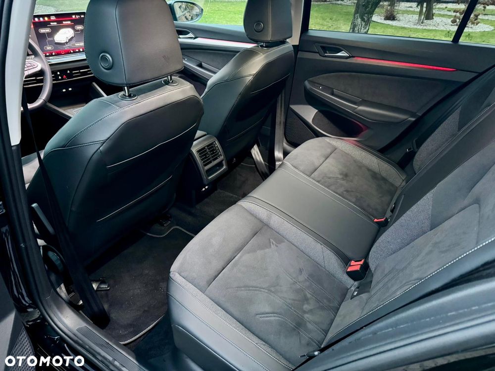 Volkswagen Golf Variant 1.5 eTSI OPF DSG Life - 25