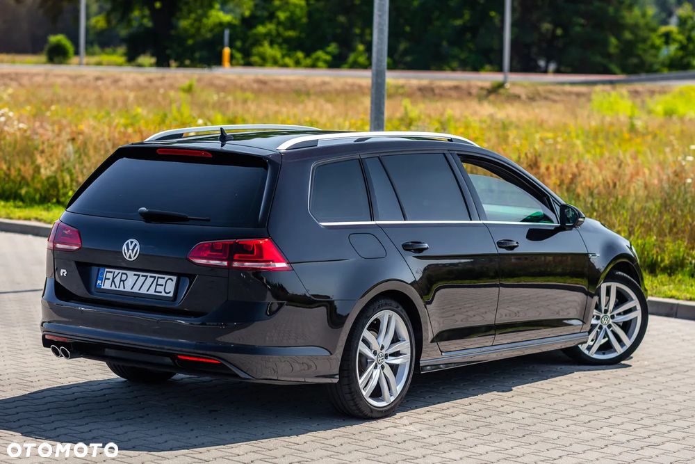 Volkswagen Golf - 8