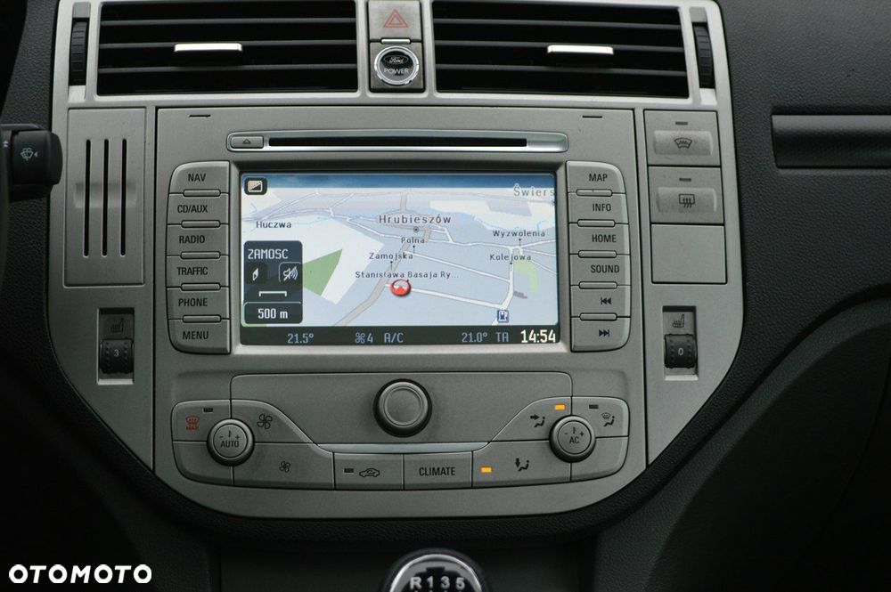 Ford Kuga 2.0 TDCi 2x4 Titanium - 22