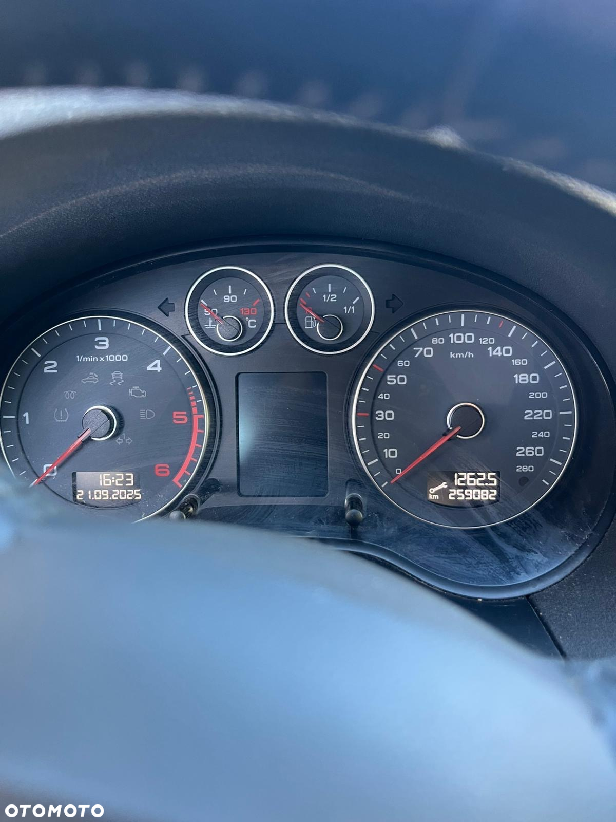 Audi A3 1.6 TDI Ambiente - 12