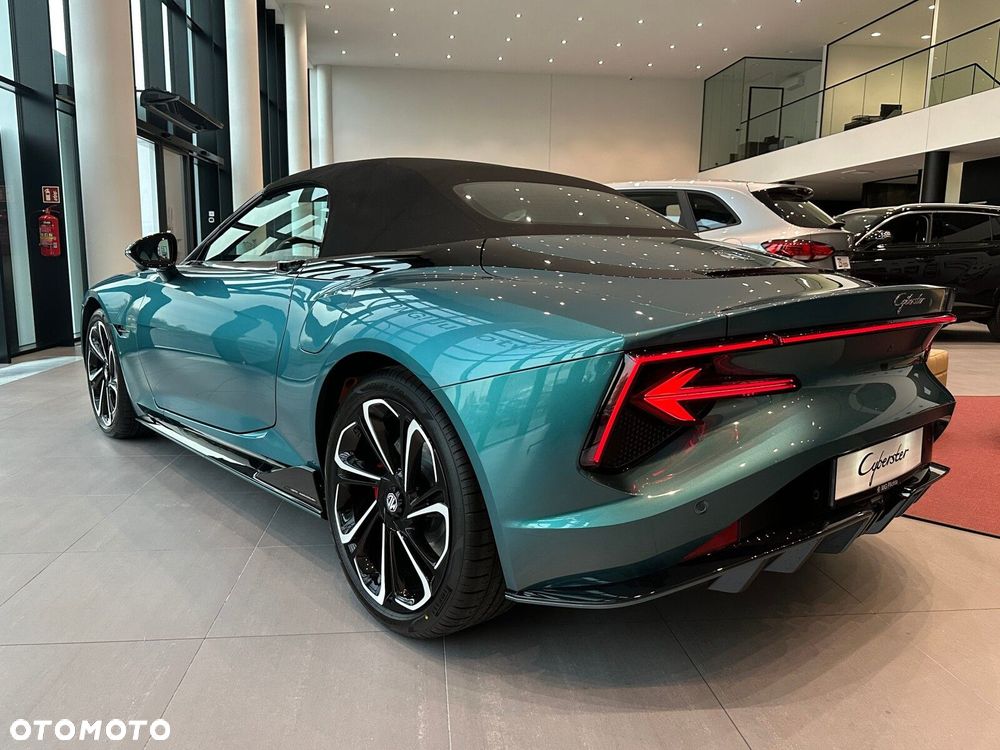 MG Cyberster 77kWh AWD Czarny Dach - 5