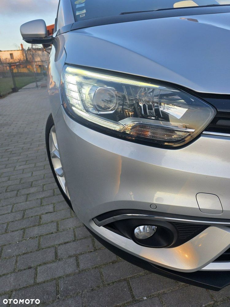 Renault Scenic - 4