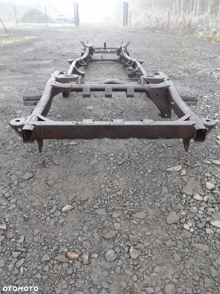 NISSAN TERRANO II MAVERICK RAMA WAHACZ - 11