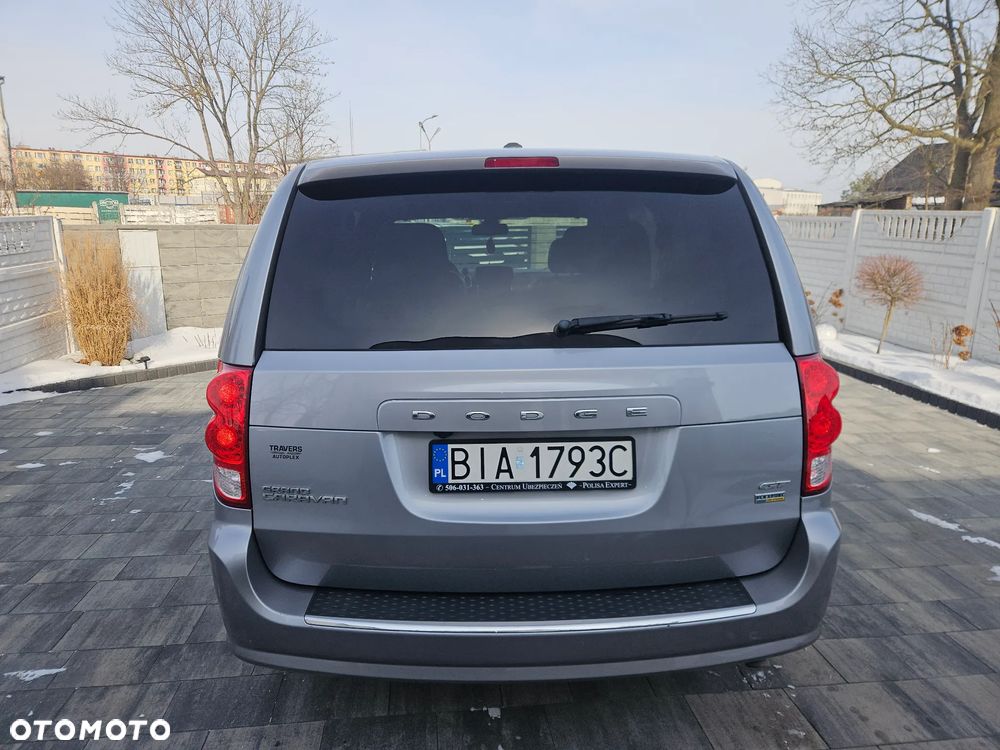 Dodge Grand Caravan 3.6 R/T - 4