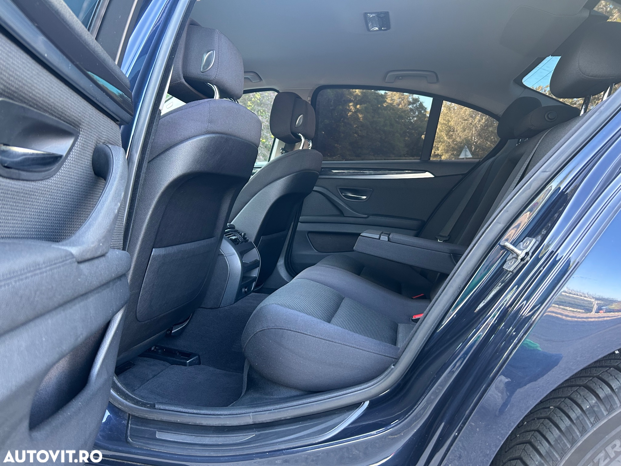 BMW Seria 5 520d Aut. - 8