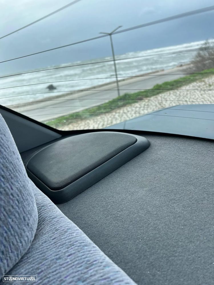 Mitsubishi Lancer 1300 GLXi - 51