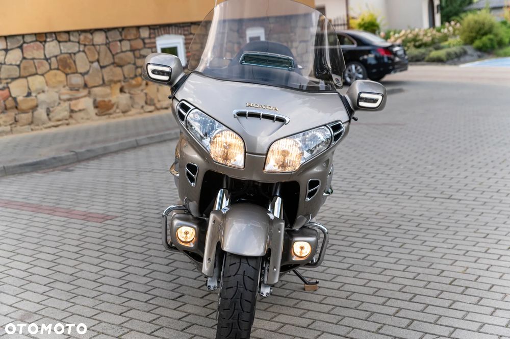 Honda GL - 36