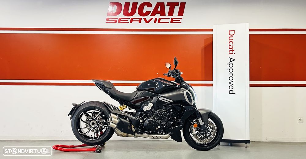 Ducati Diavel V4 Thrilling Black - 4